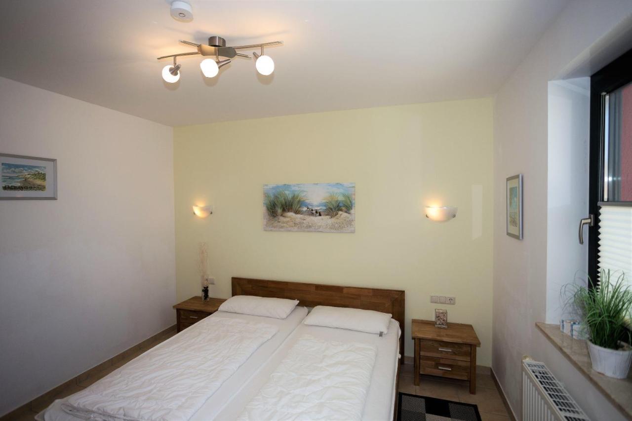 Ferienwohnung-Anker Glowe Bagian luar foto